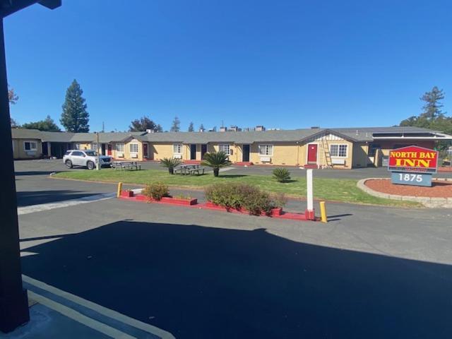 North Bay Inn サンタローザ エクステリア 写真